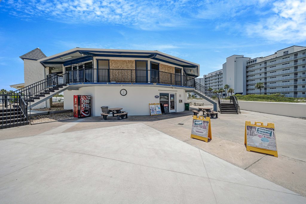 Beach Front Pavilion
Venture Out Rentals PCB