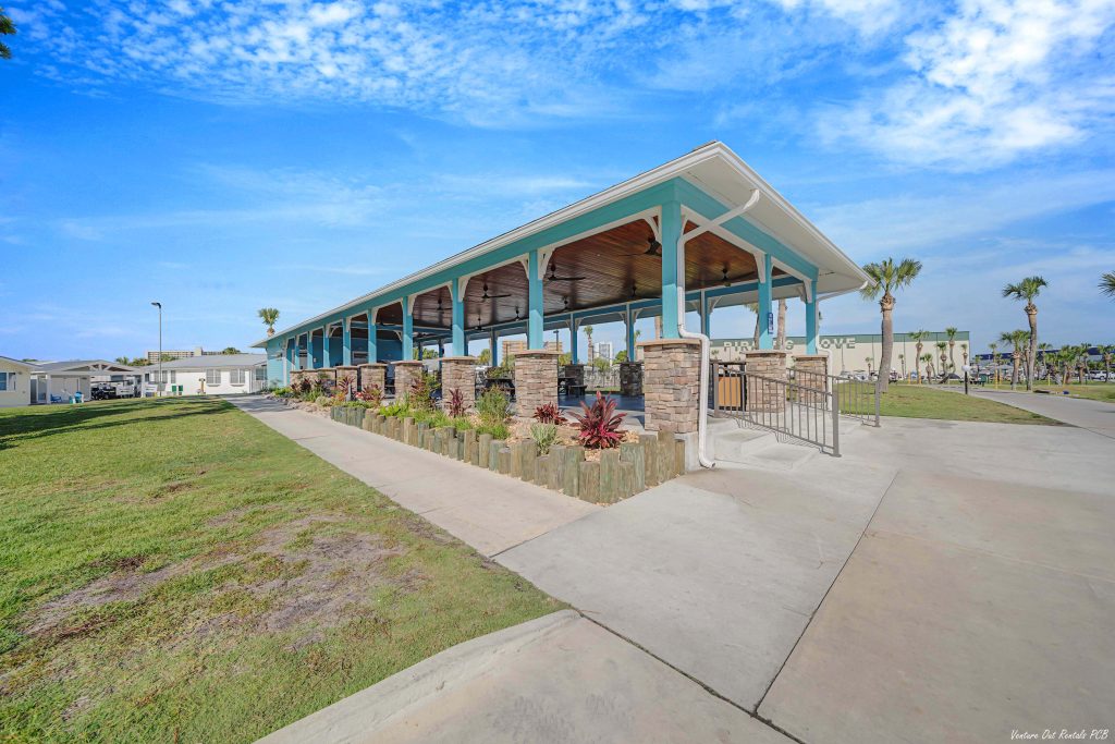 Venture Out Back Pavilion and Grills
Venture Out Rentals PCB