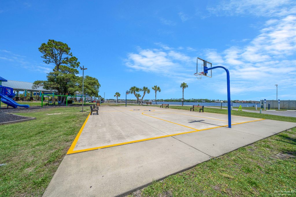 Venture Out Basketball Area